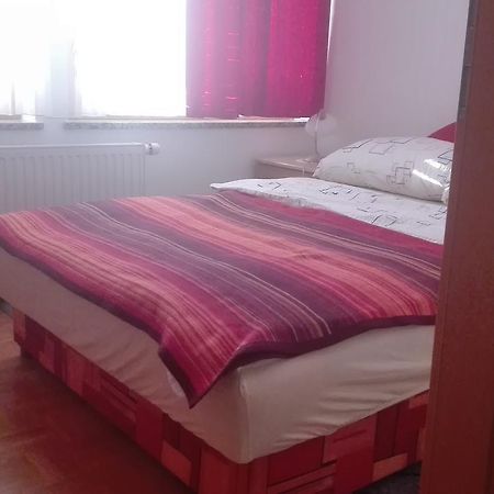 Apartma Tim Music Apartment Črnomelj Екстериор снимка